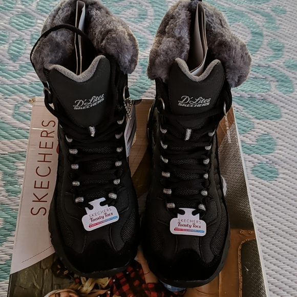 skechers toasty toes